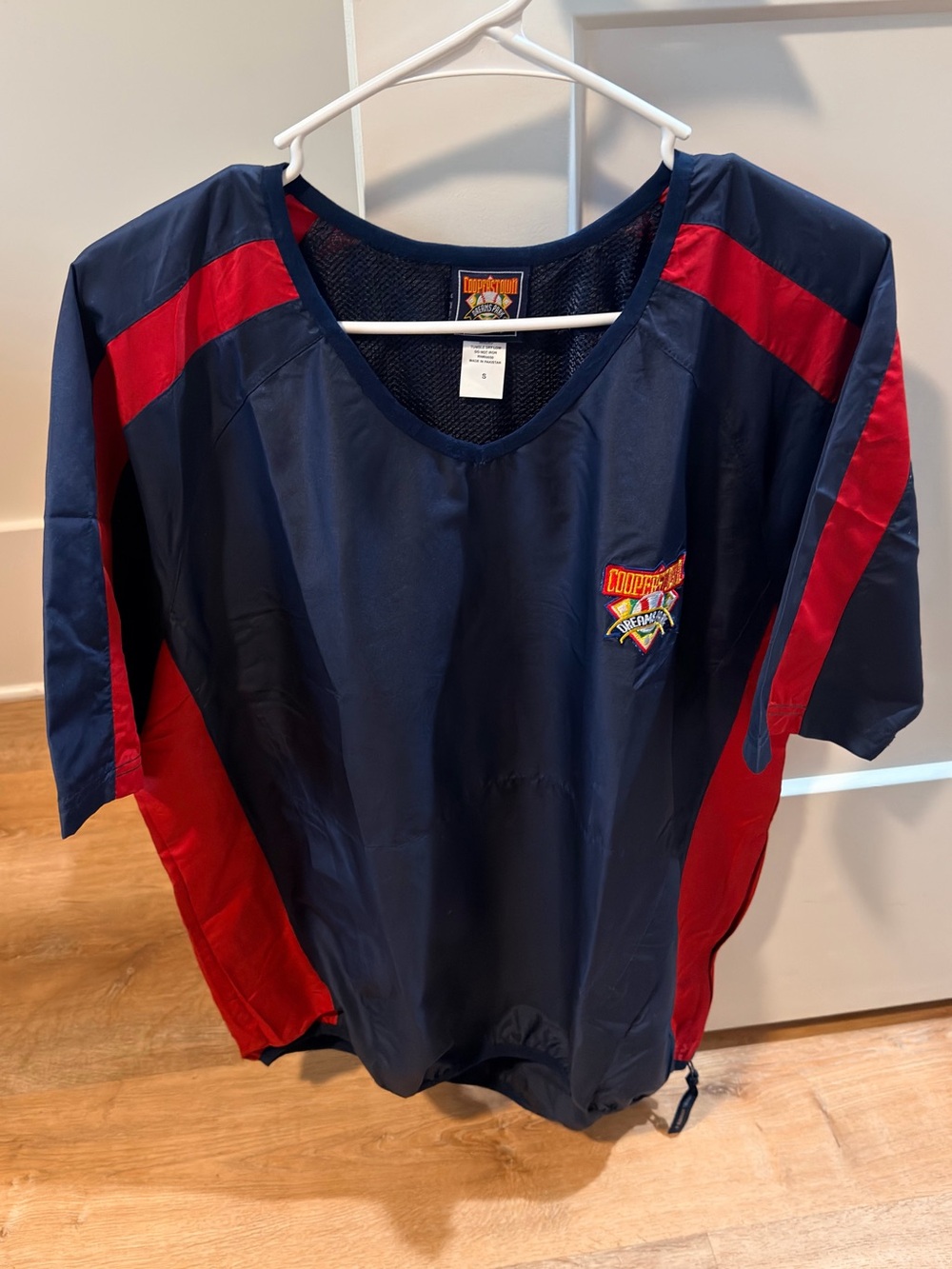 Unbranded Kids Navy and Red Athletic Pullover Top